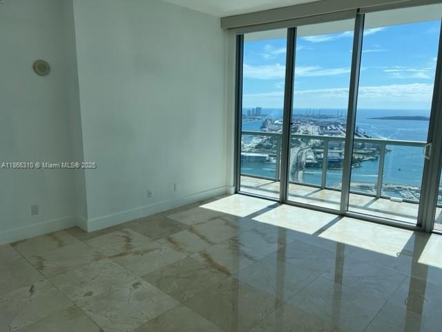 888 Biscayne Blvd 5407
