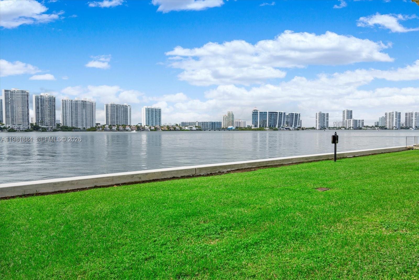 FAIRVIEW HOUSE CONDO - Residential