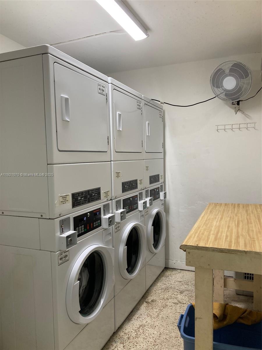 VILLA DEL SOL CONDO - Residential