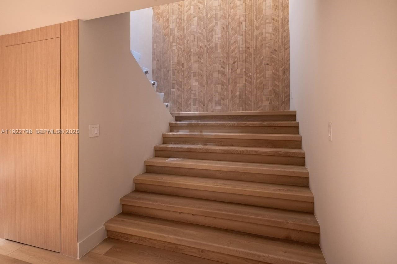 ICONBRICKELL CONDO NO 1 - Residential