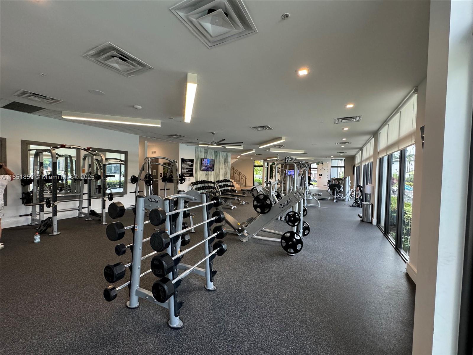 DOWNTOWN DORAL SOUTH PHAS - Residential Lease