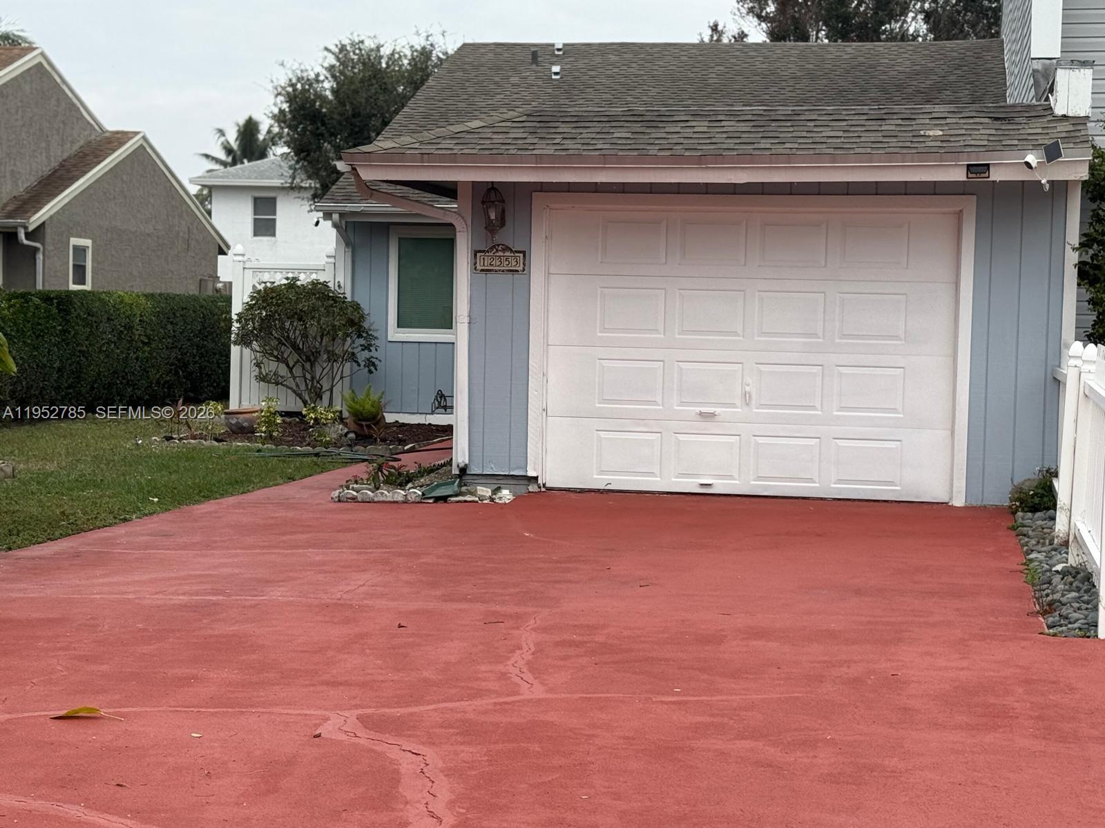 12353 Westhampton Cir