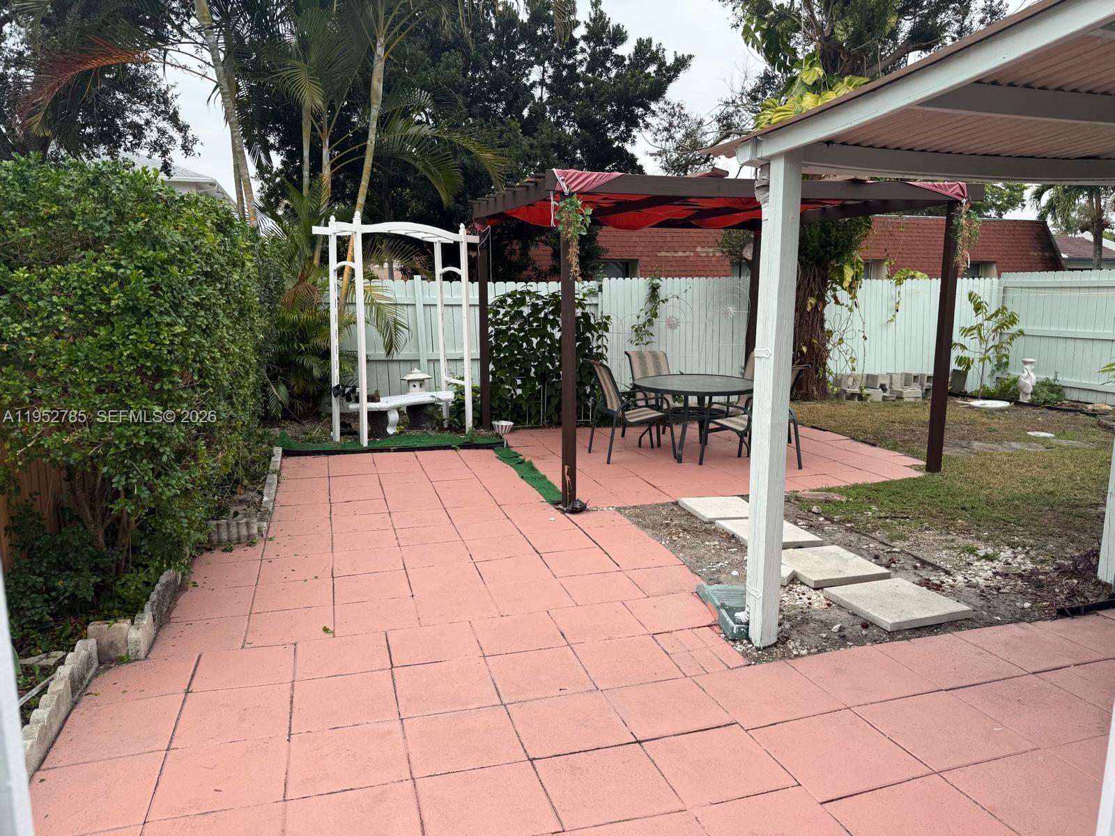 SOUTH SHORE NO 1 OF WELLI - Residential