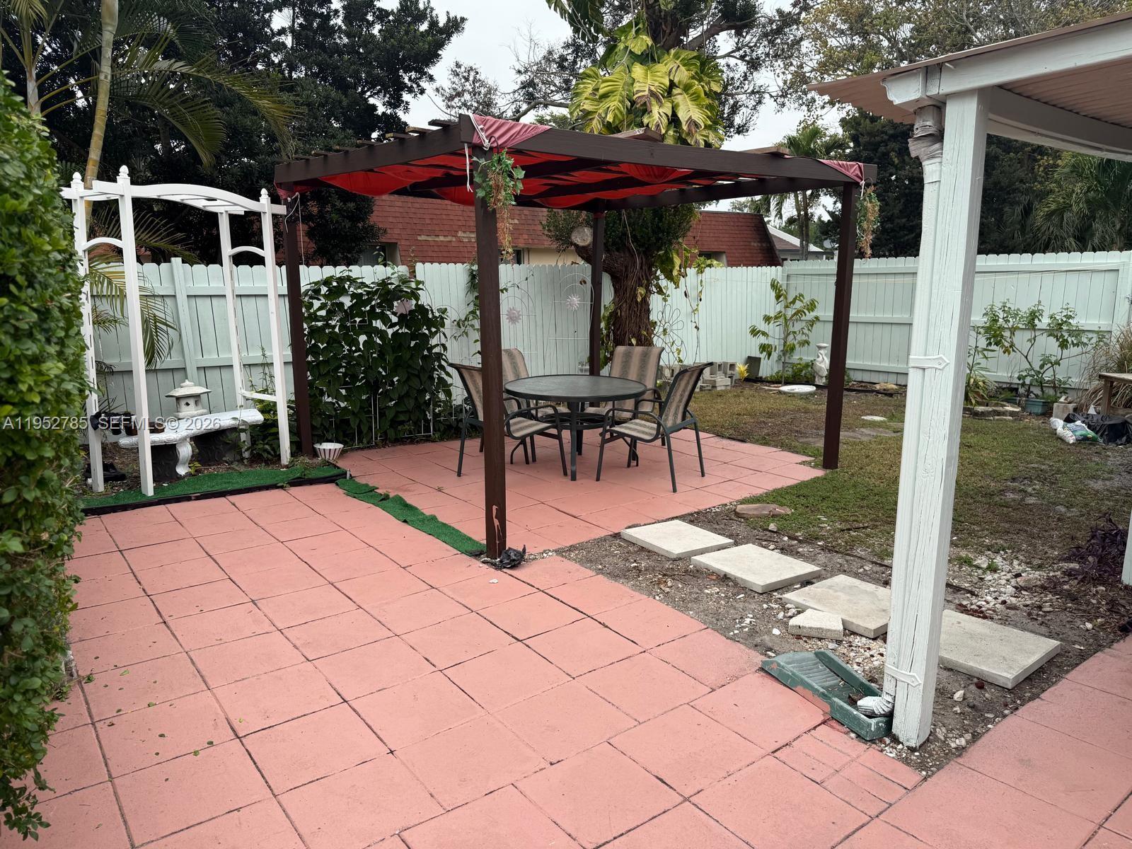 SOUTH SHORE NO 1 OF WELLI - Residential