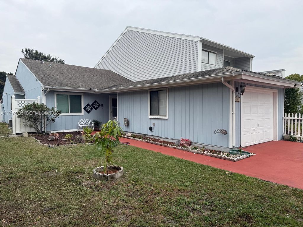 Photo of 12353 Westhampton Cir, Wellington, FL 33414 (MLS # A11952785)