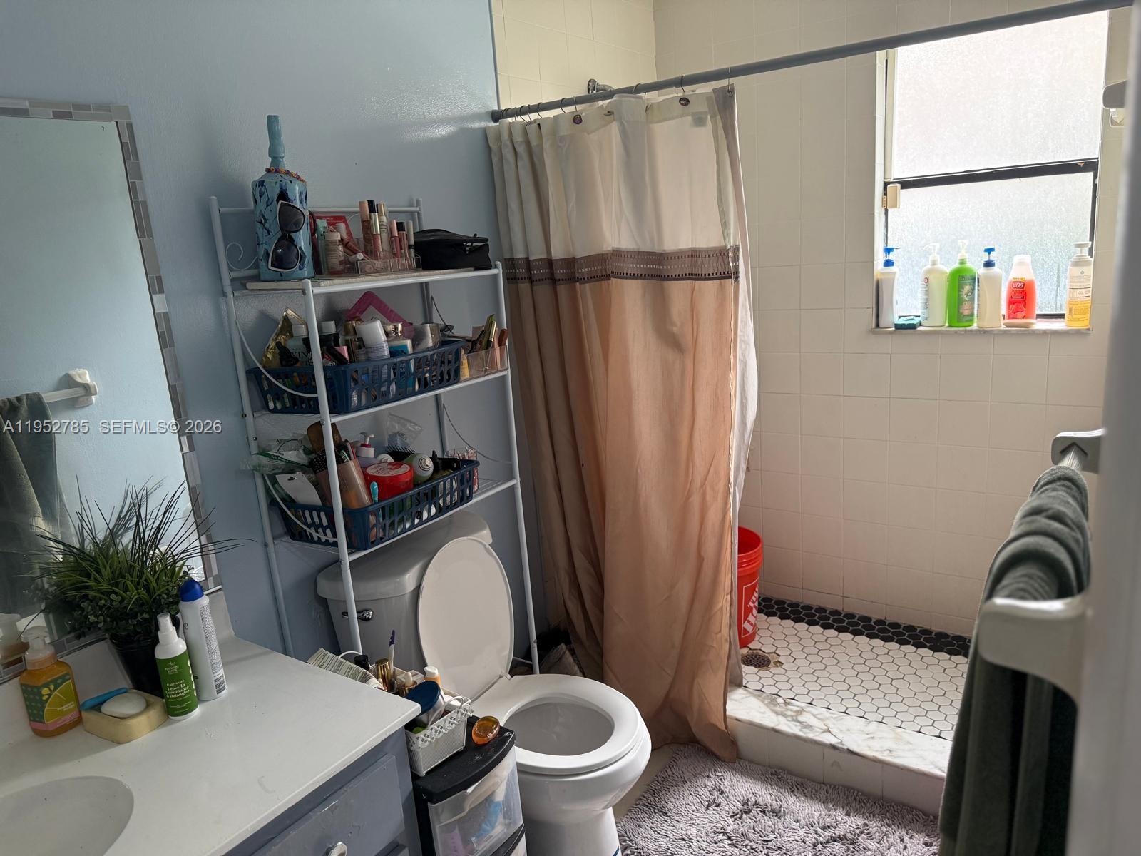 SOUTH SHORE NO 1 OF WELLI - Residential