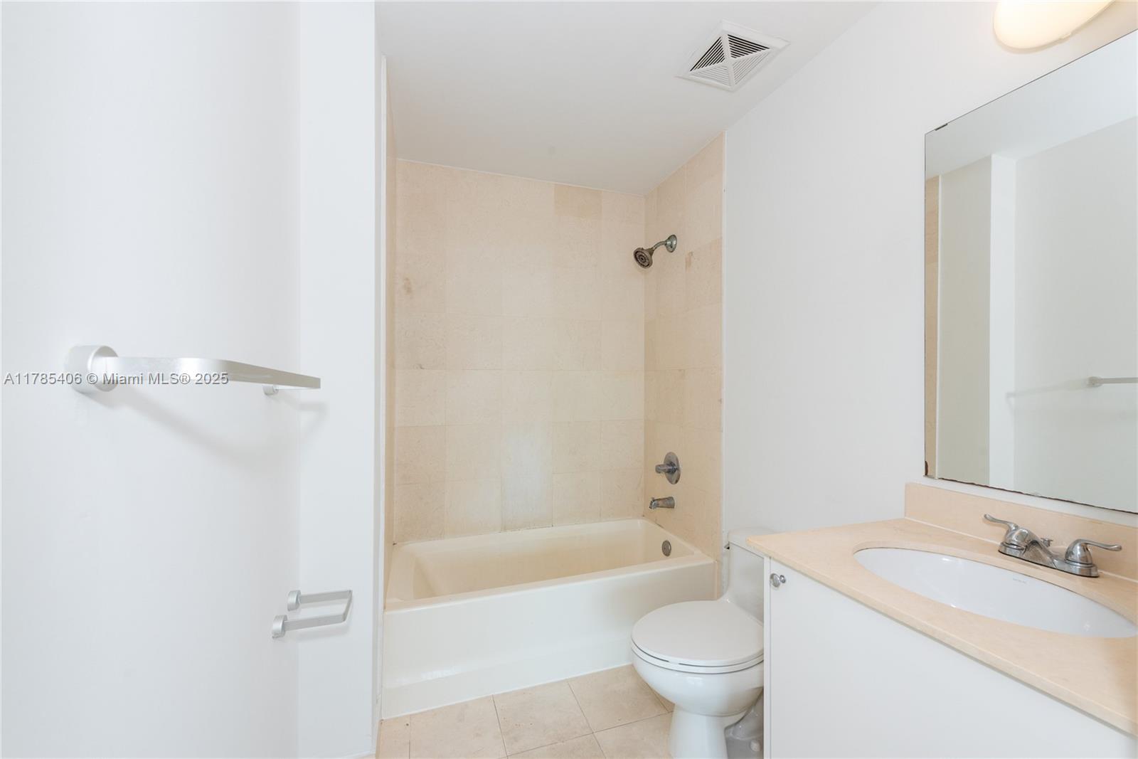 INFINITY AT BRICKELL COND - Residential