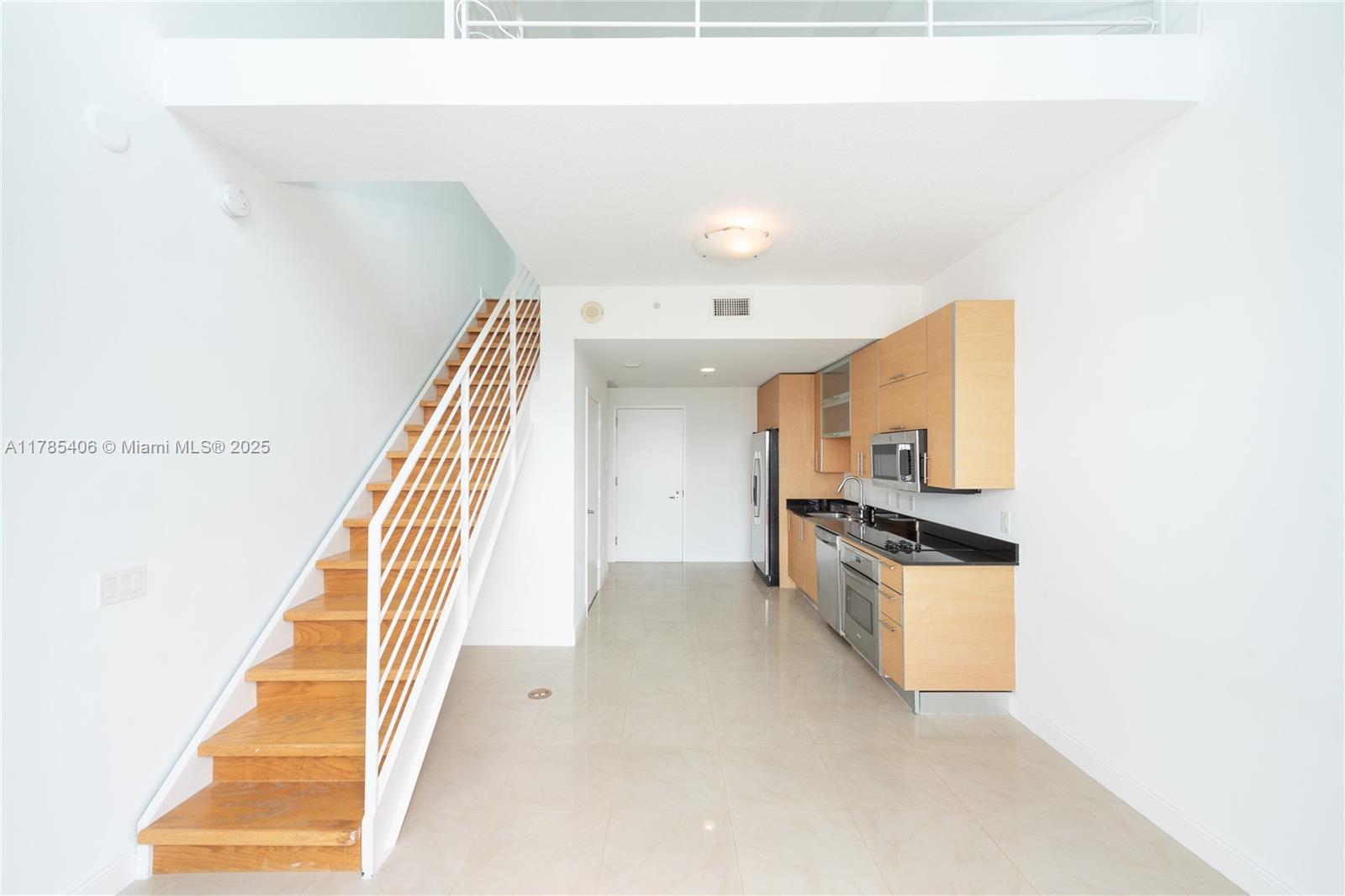 INFINITY AT BRICKELL COND - Residential