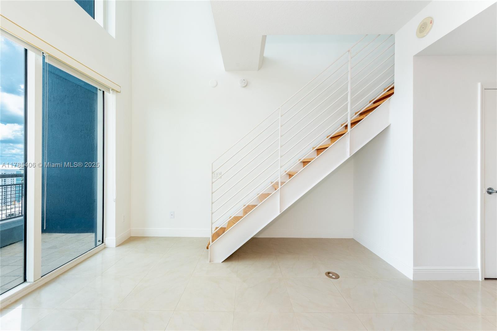 INFINITY AT BRICKELL COND - Residential