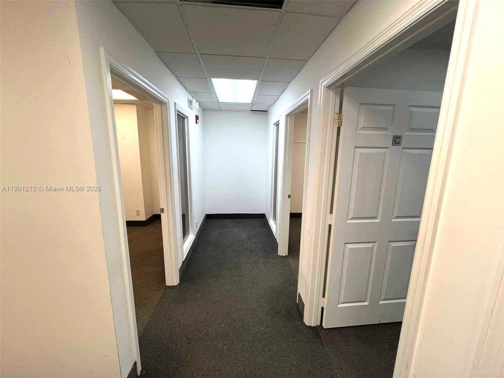 Photo of 2727 E Oakland Park Blvd #304, Fort Lauderdale, FL 33306 (MLS # A11901212)