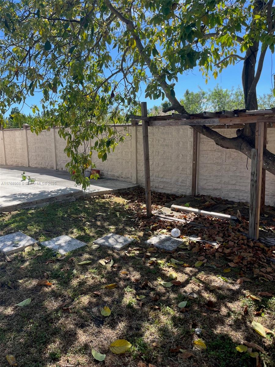 EFM ESTATES SECTIONS TWO - Residential