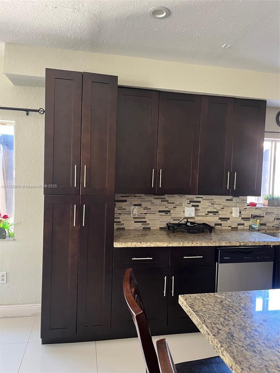 EFM ESTATES SECTIONS TWO - Residential