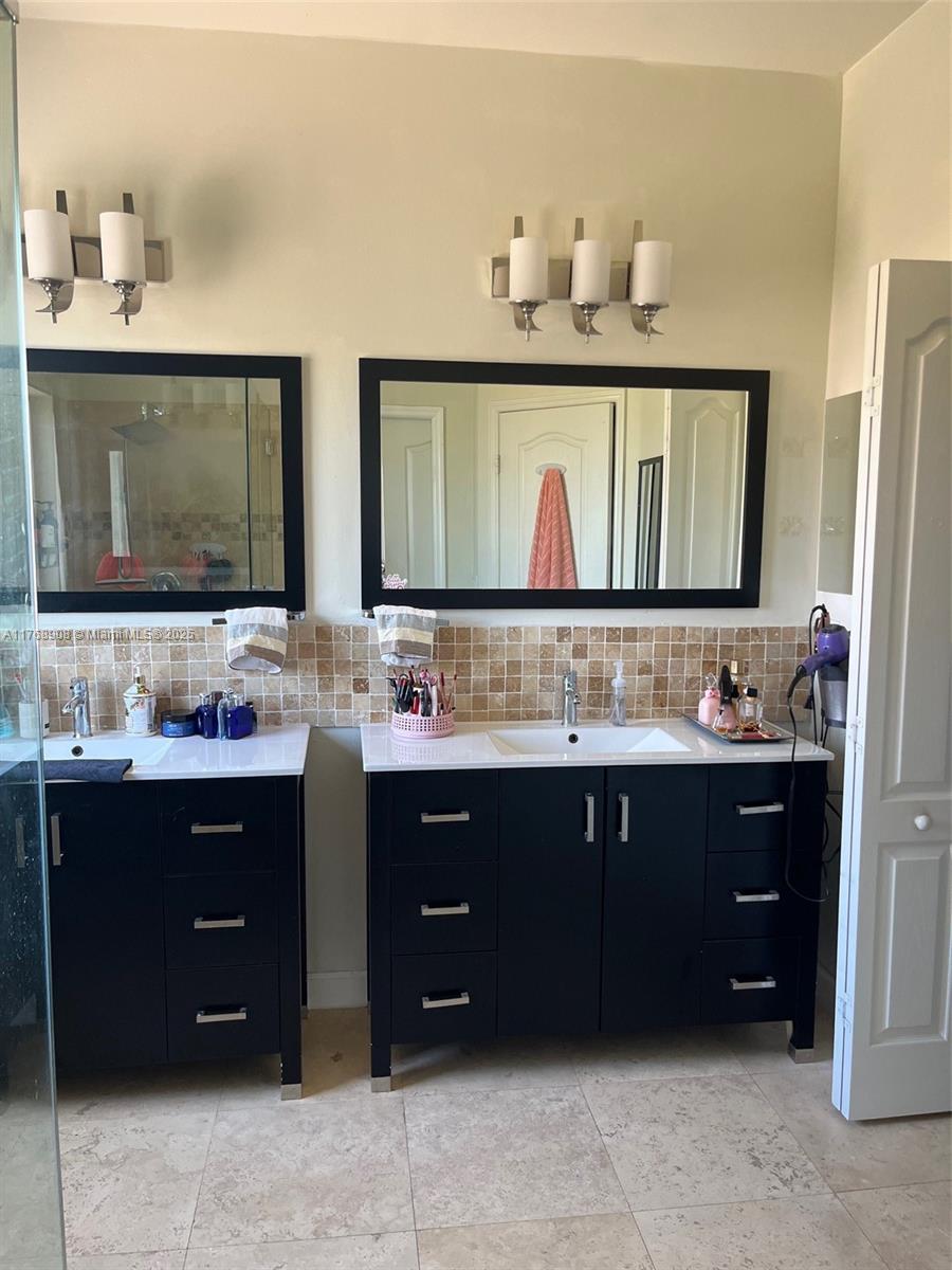 EFM ESTATES SECTIONS TWO - Residential