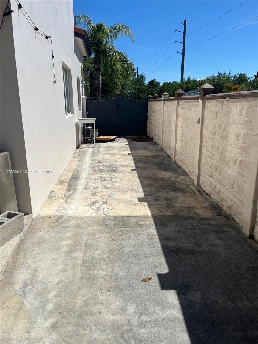 EFM ESTATES SECTIONS TWO - Residential