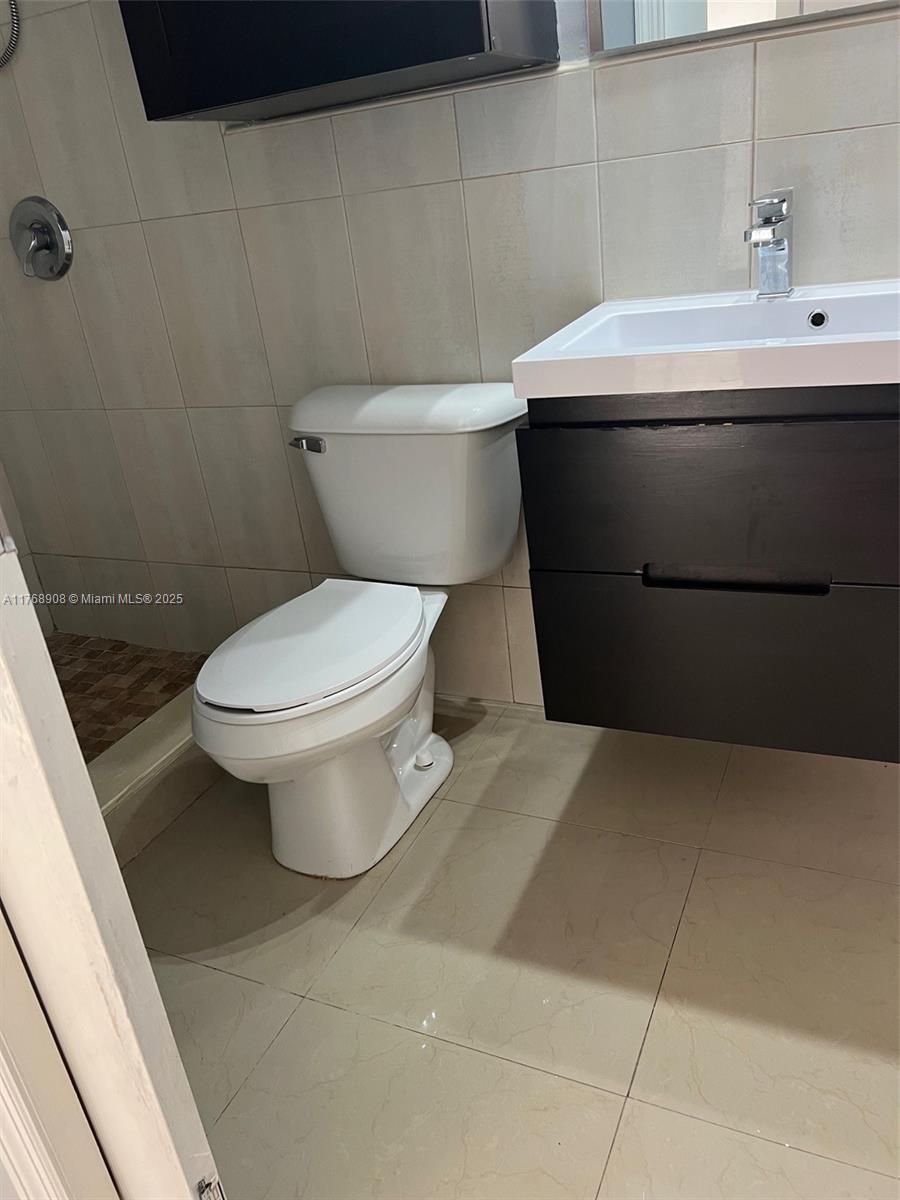 EFM ESTATES SECTIONS TWO - Residential