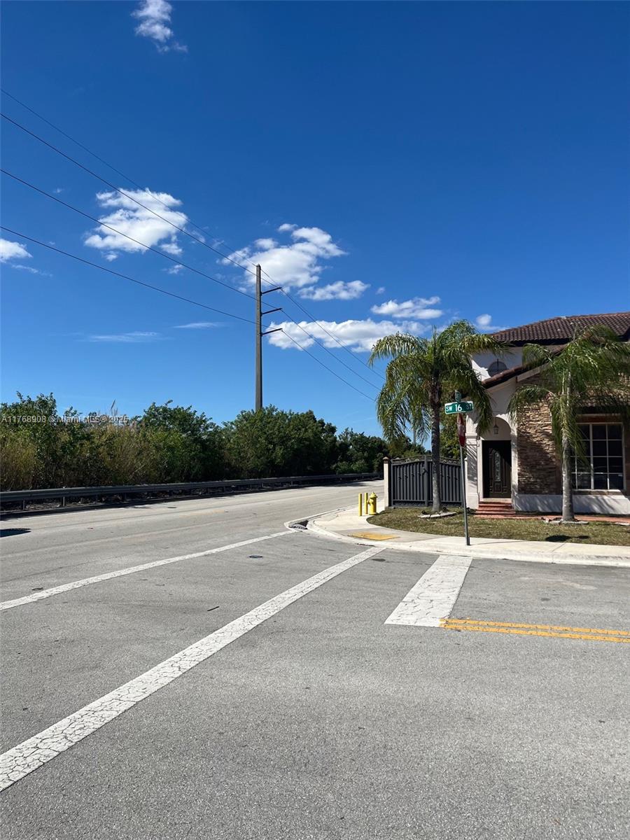 EFM ESTATES SECTIONS TWO - Residential