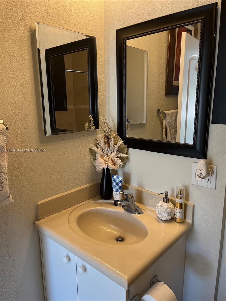 EFM ESTATES SECTIONS TWO - Residential