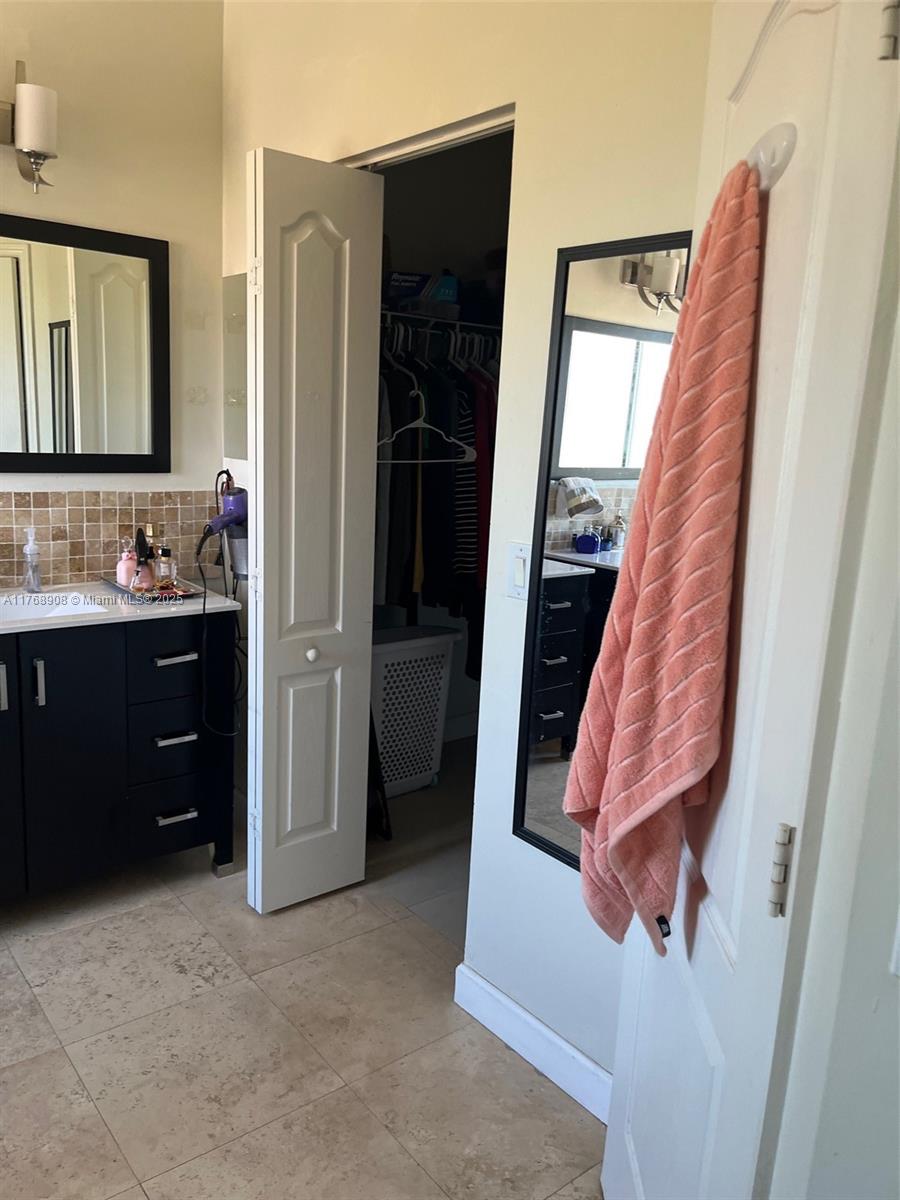 EFM ESTATES SECTIONS TWO - Residential