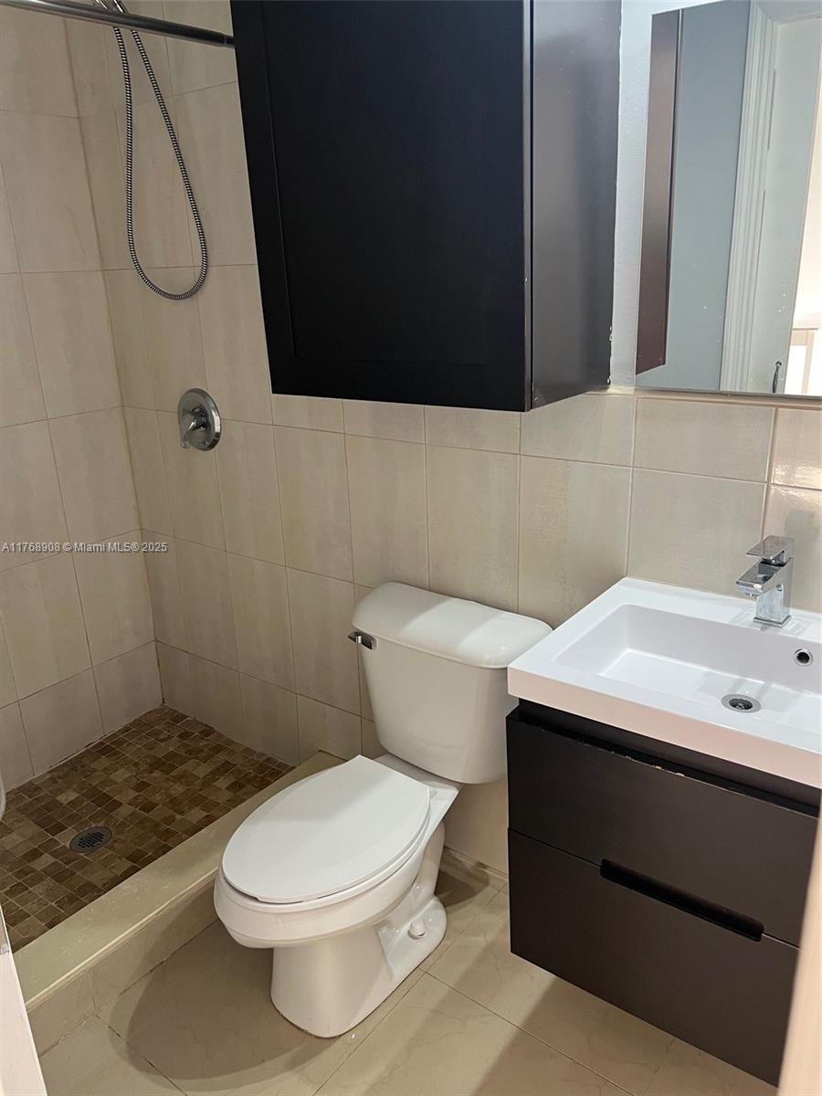 EFM ESTATES SECTIONS TWO - Residential