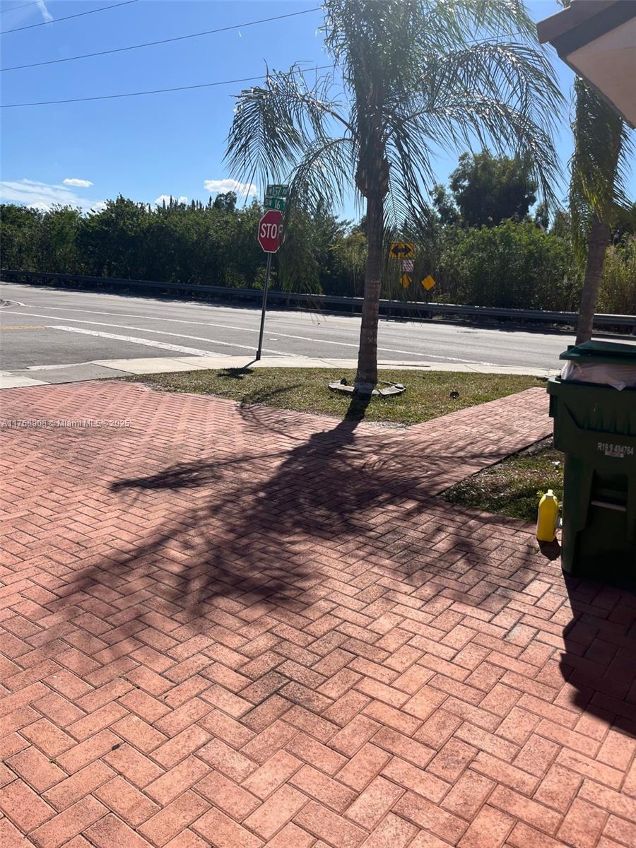 EFM ESTATES SECTIONS TWO - Residential