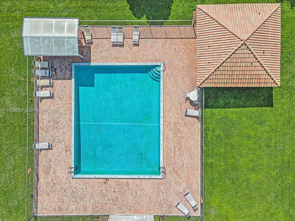 CASA NUEVA CONDO - Residential