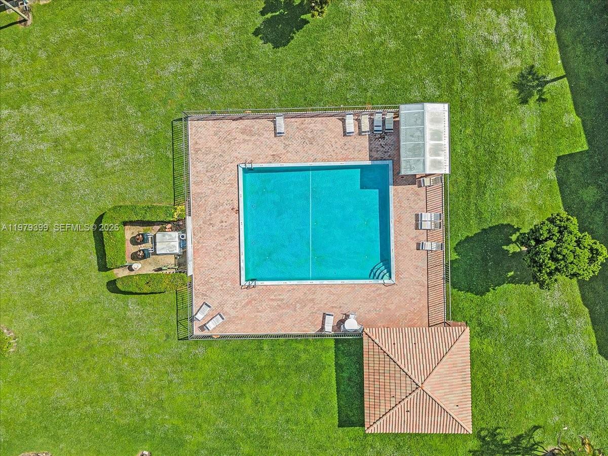 CASA NUEVA CONDO - Residential