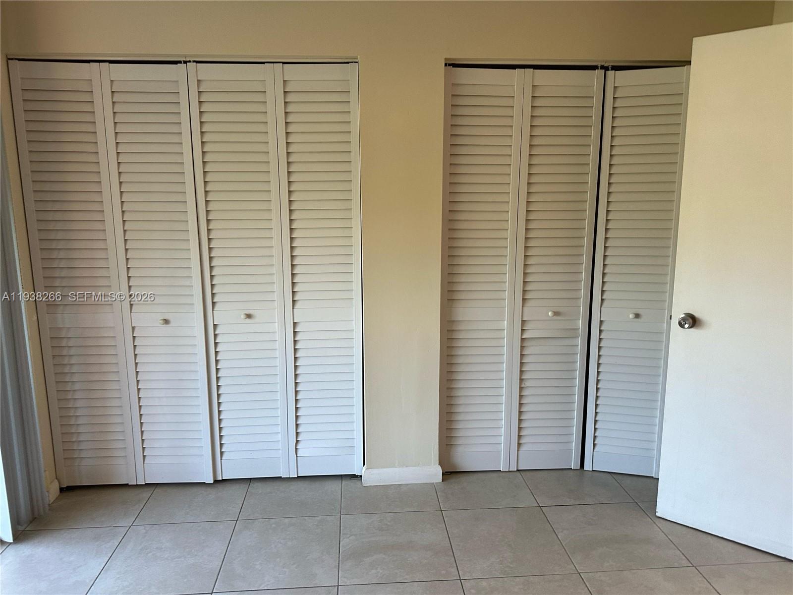 SUNRISE LAKES 76 CONDO - Residential