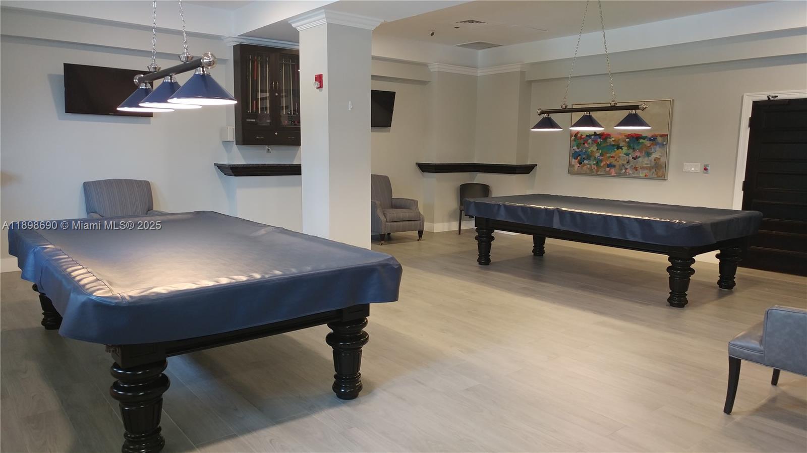WAVE CONDO - Residential Lease