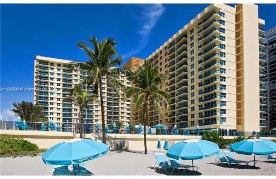 WAVE CONDO - Residential Lease