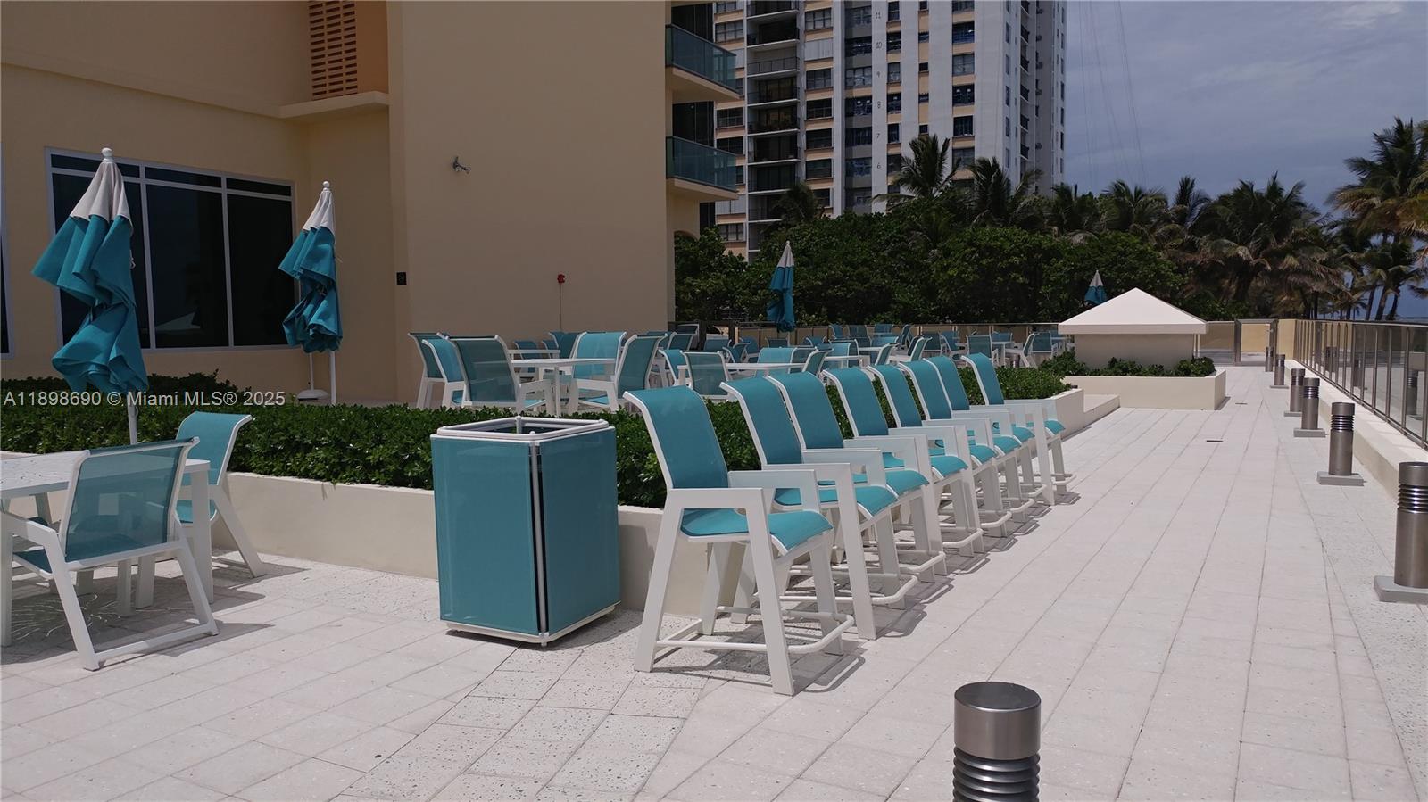 WAVE CONDO - Residential Lease