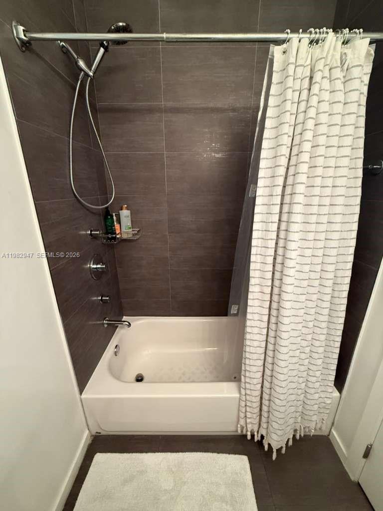 MERIDIAN COURT CONDO - Residential Lease