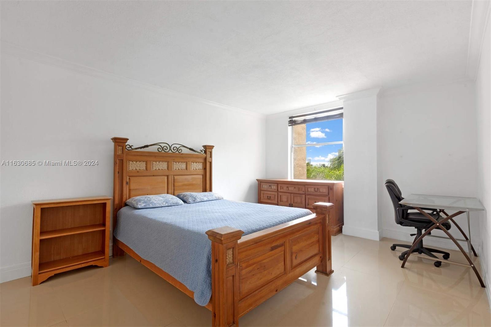 BAYSWATER COURT CONDO - Residential