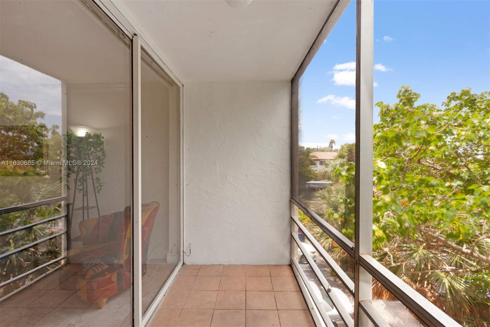 BAYSWATER COURT CONDO - Residential