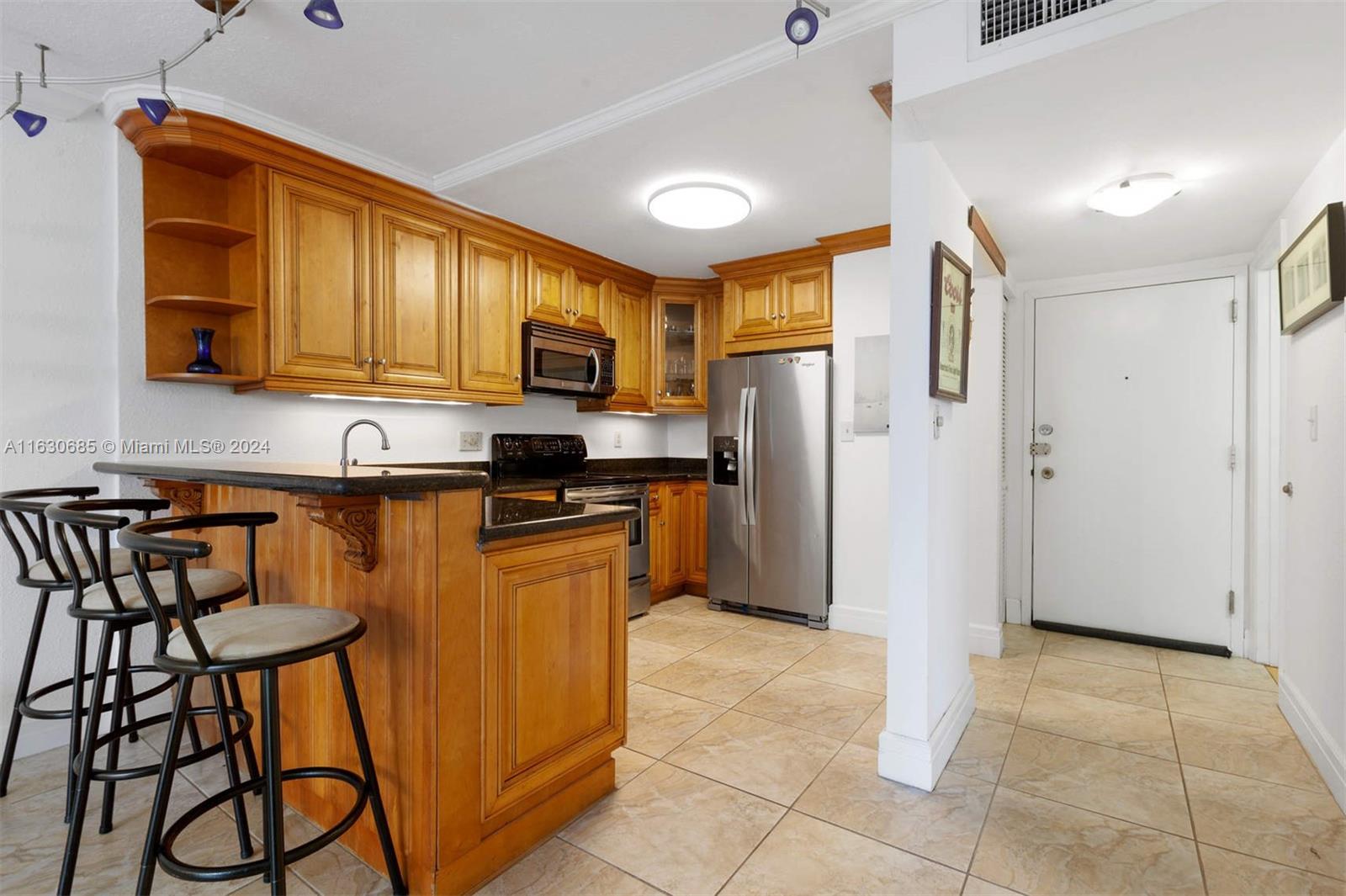 BAYSWATER COURT CONDO - Residential