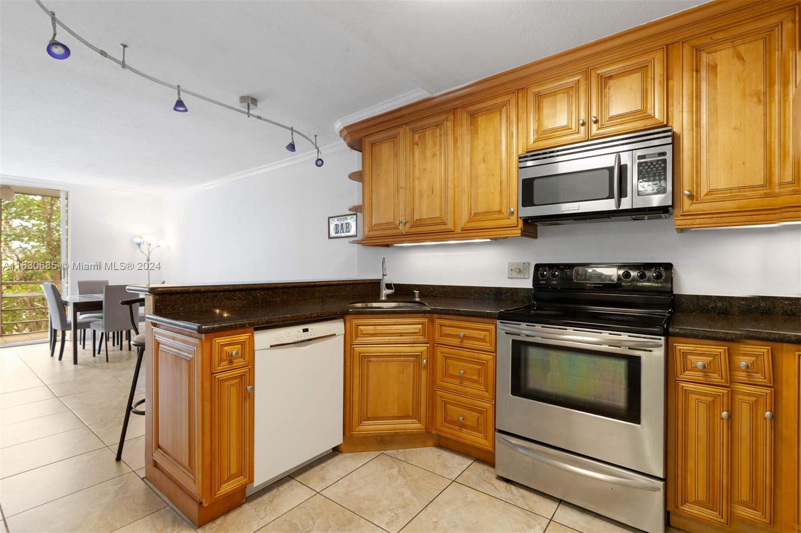 BAYSWATER COURT CONDO - Residential