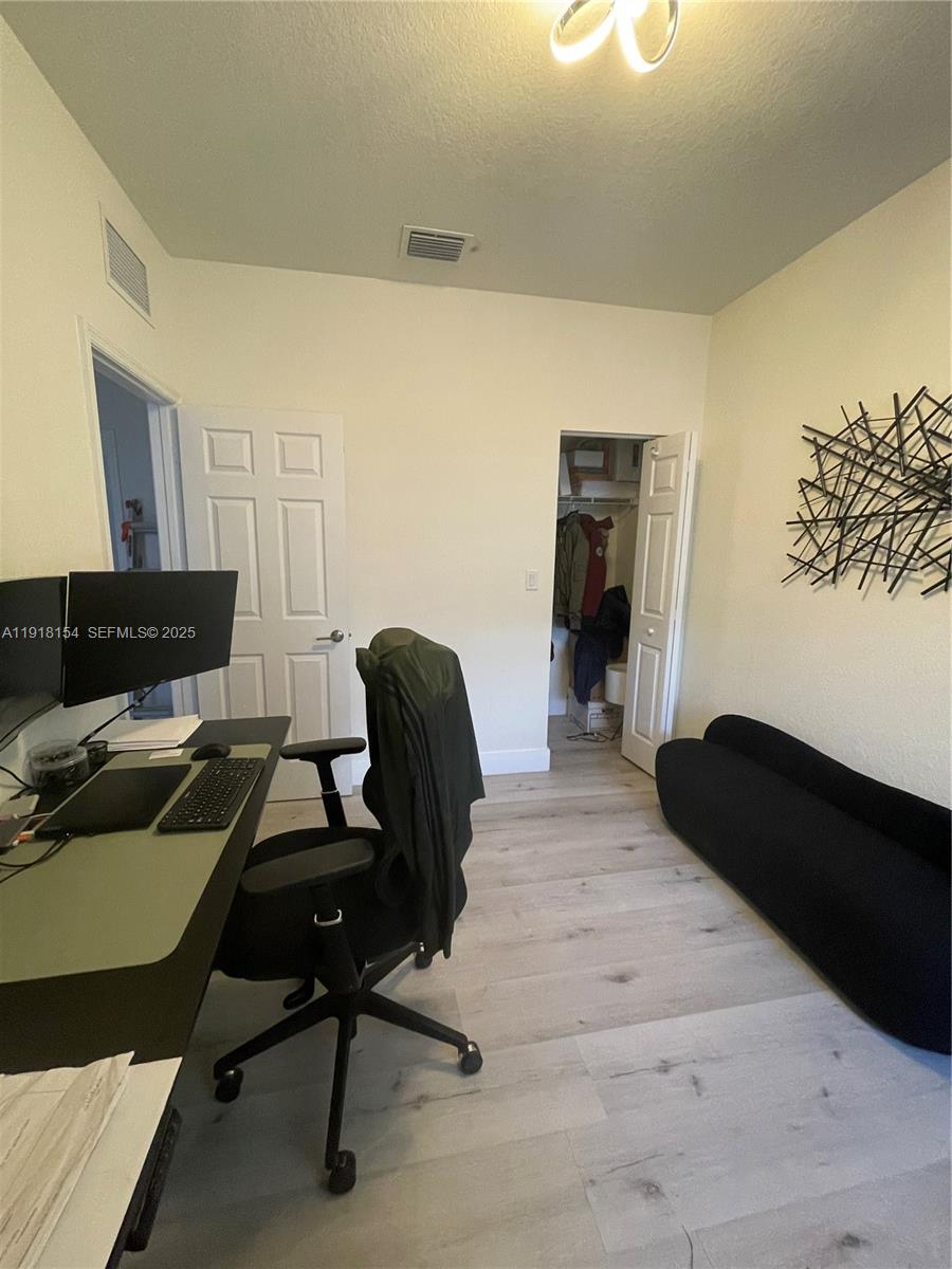 AQUABELLA SECTION ONE - Residential