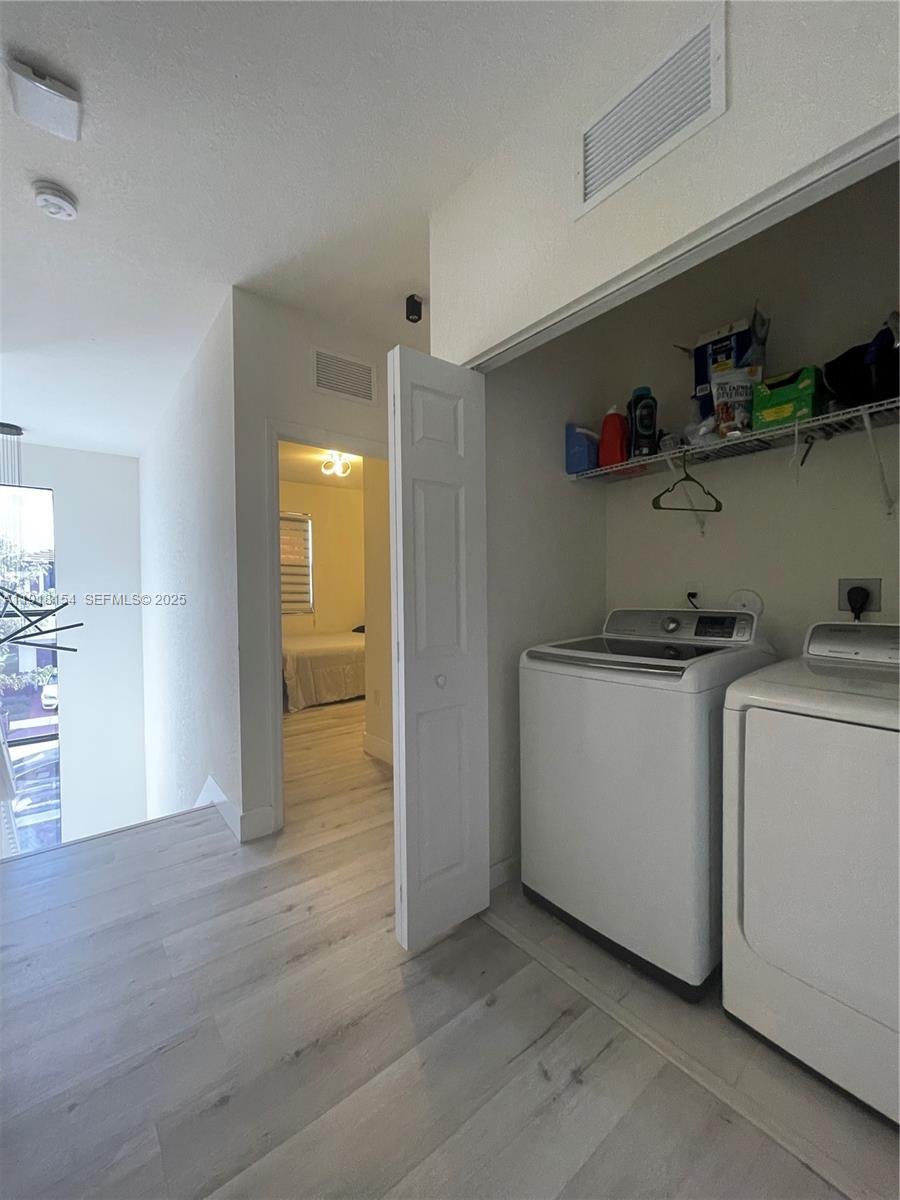 AQUABELLA SECTION ONE - Residential