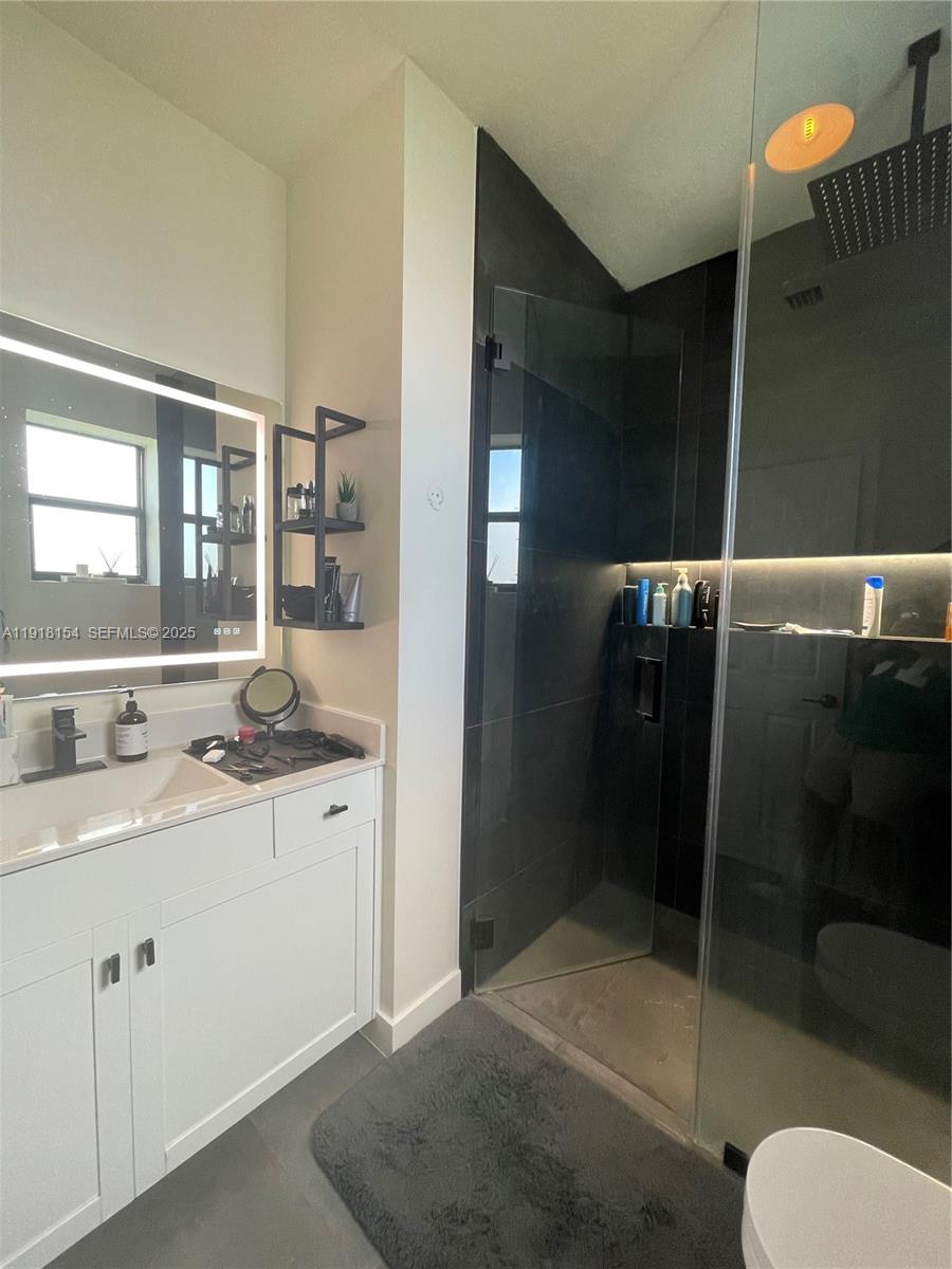 AQUABELLA SECTION ONE - Residential