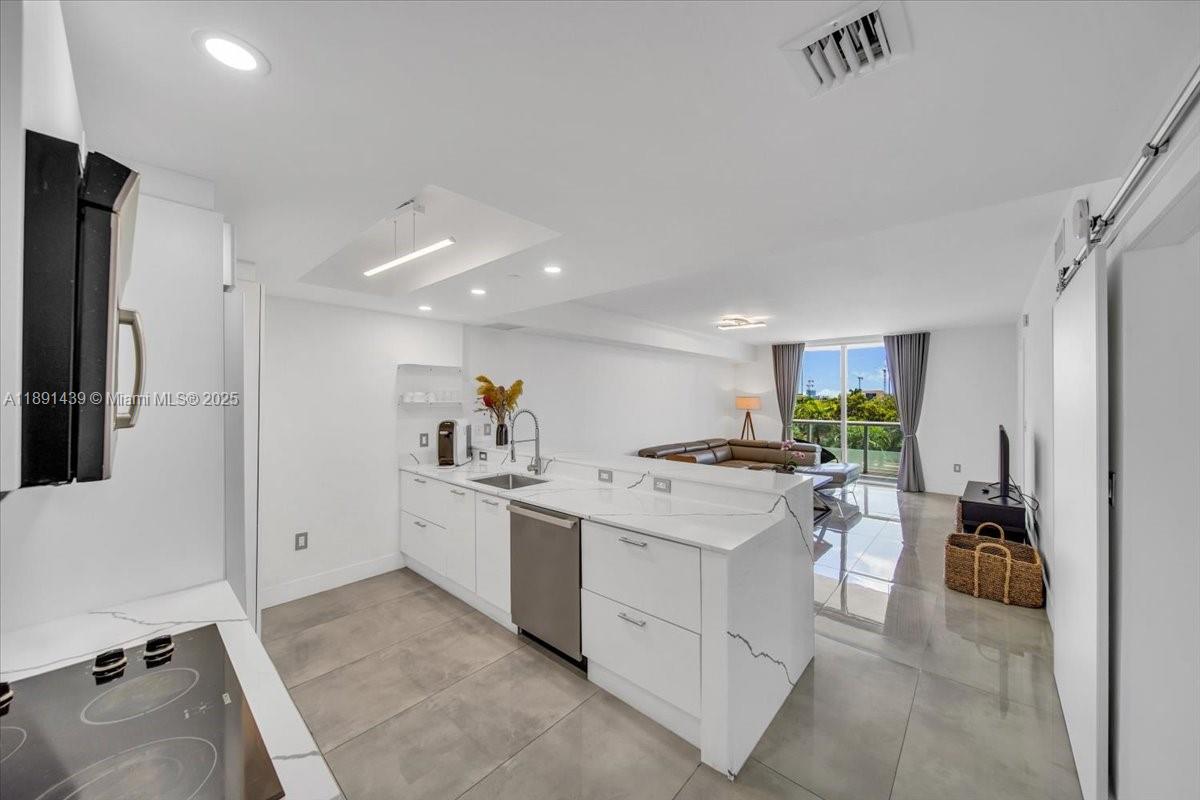 50 Biscayne Blvd 512