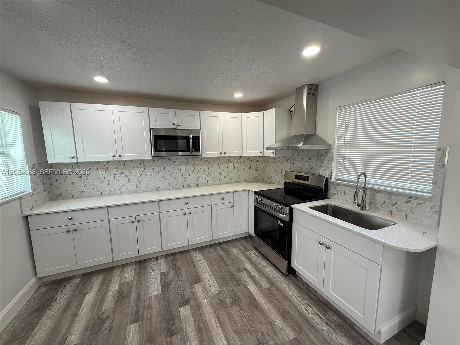 NORTH WEST LAUDERDALE ADD - Residential Lease