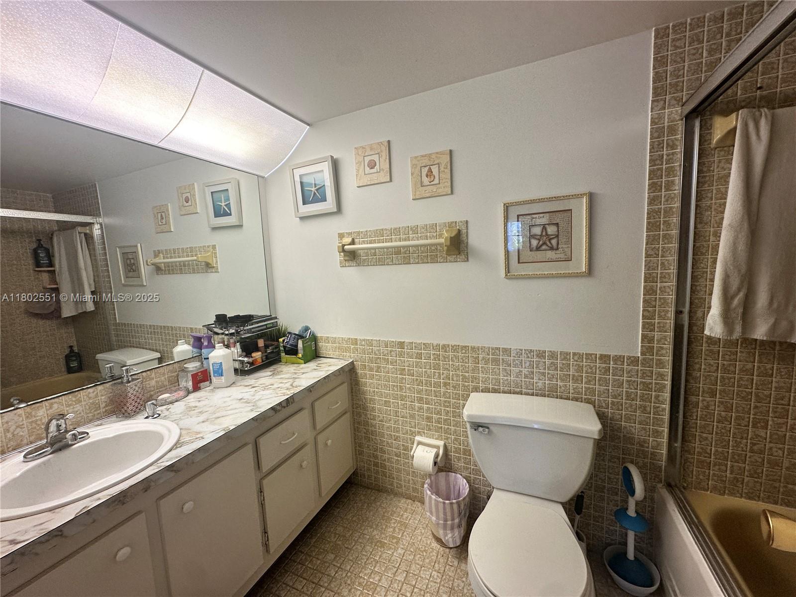 CASTLE APARTMENTS 12 COND - Residential