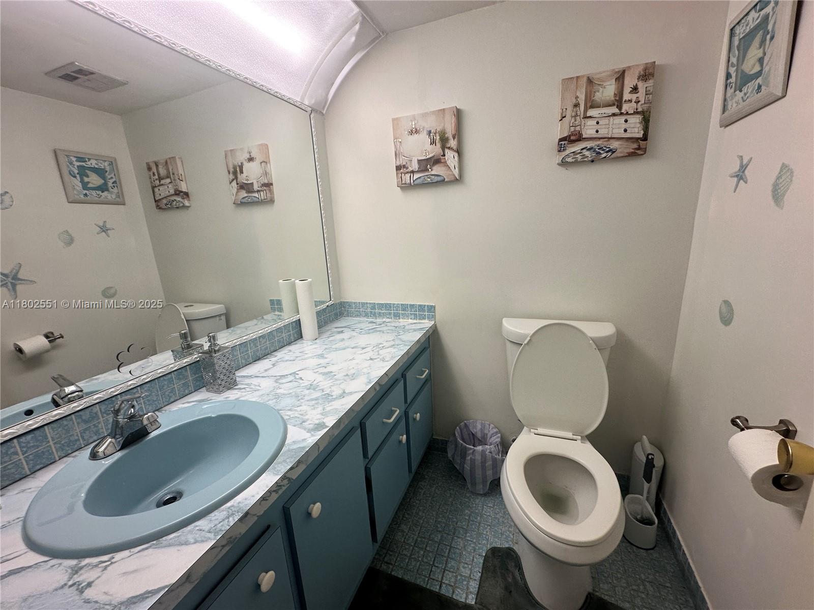 CASTLE APARTMENTS 12 COND - Residential