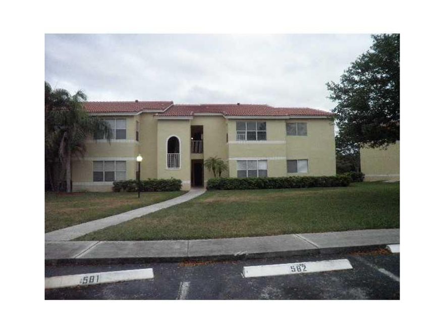 2/2 WASHER AND DRYER ,UNIT WITH GOLF AND WATER VIEW,JUST PAINTED LIKE NEW ,COMPLETELY TILED,PERFECT LOCATION ON SUNRISE CLOSE TO 595 ,FLORIDA TURNPIKE AND SWAGRASS EXPRESWAY,FEW BLOCKS TO SAWGRASS MILL MALL