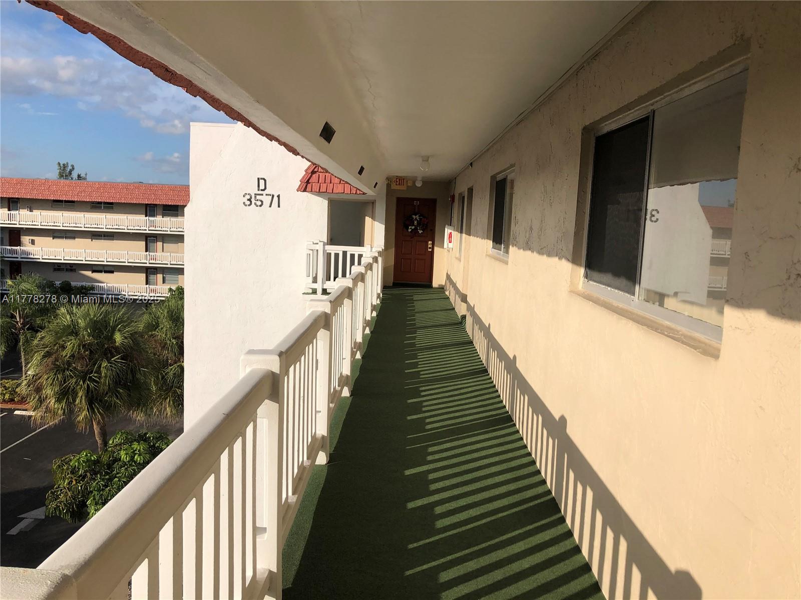Property for Sale at 3571 Inverrary Dr 408, Lauderhill, Miami-Dade County, Florida - Bedrooms: 2 
Bathrooms: 2  - $115,000