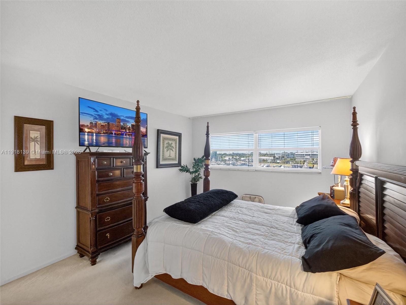 PORTS O CALL CONDO S A, B - Residential