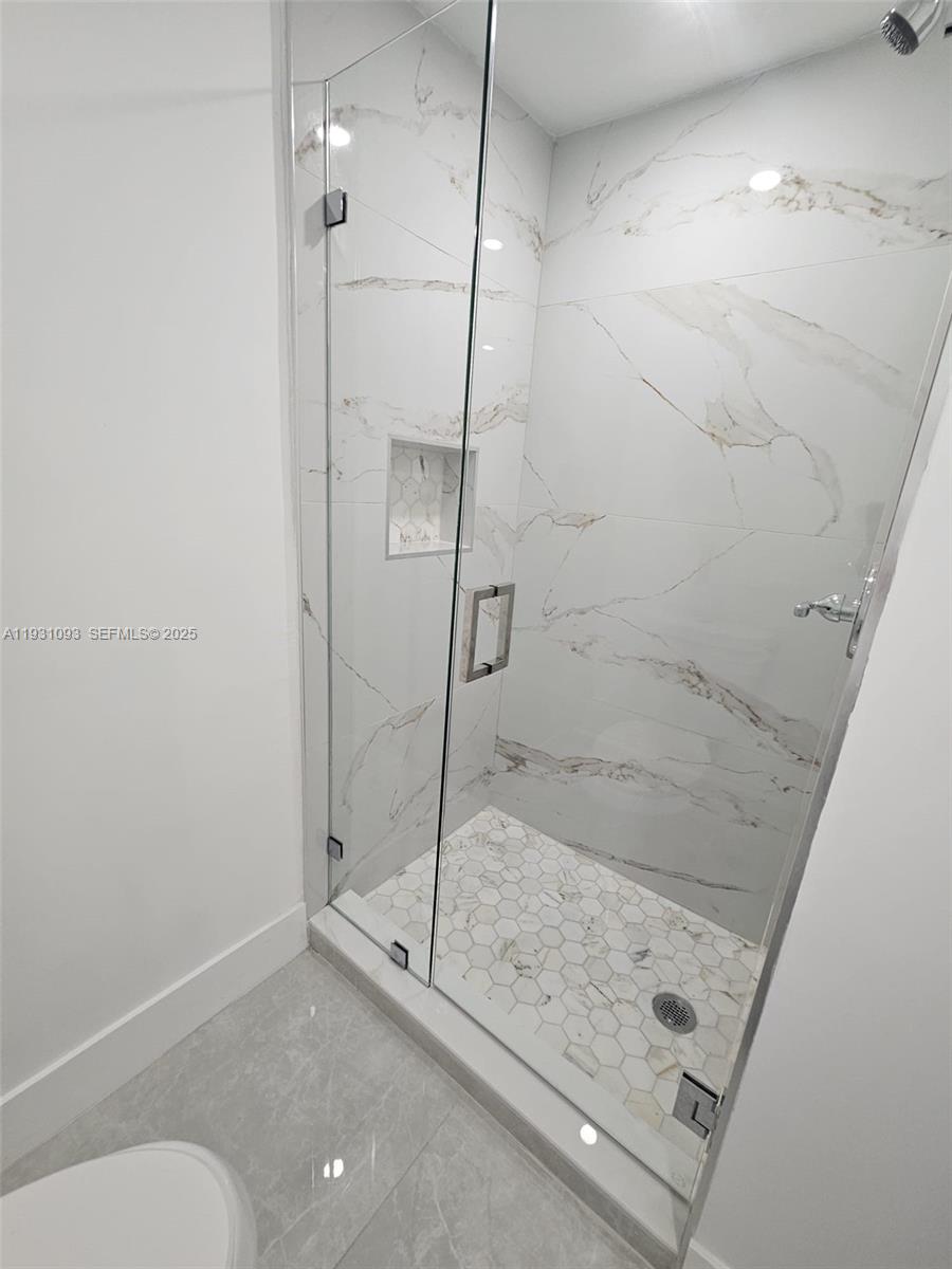 LAST CHANCE VILLAGE - Residential