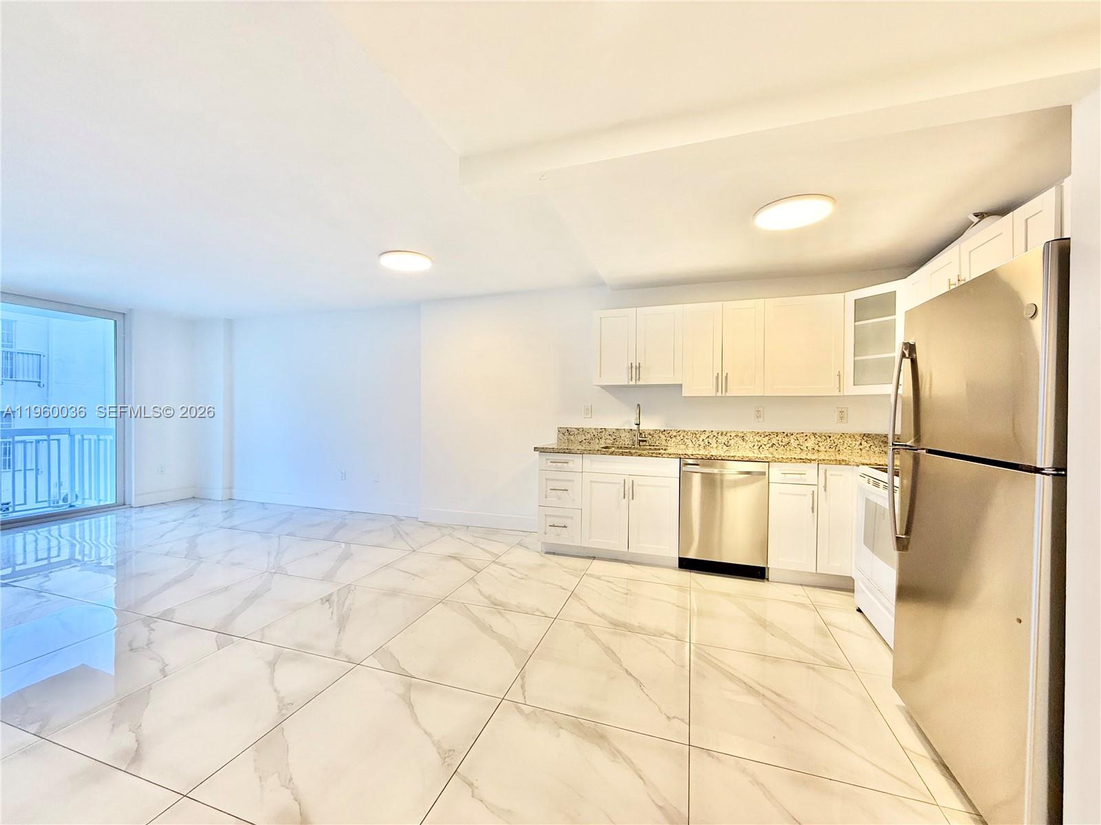 401 Ocean Dr 323