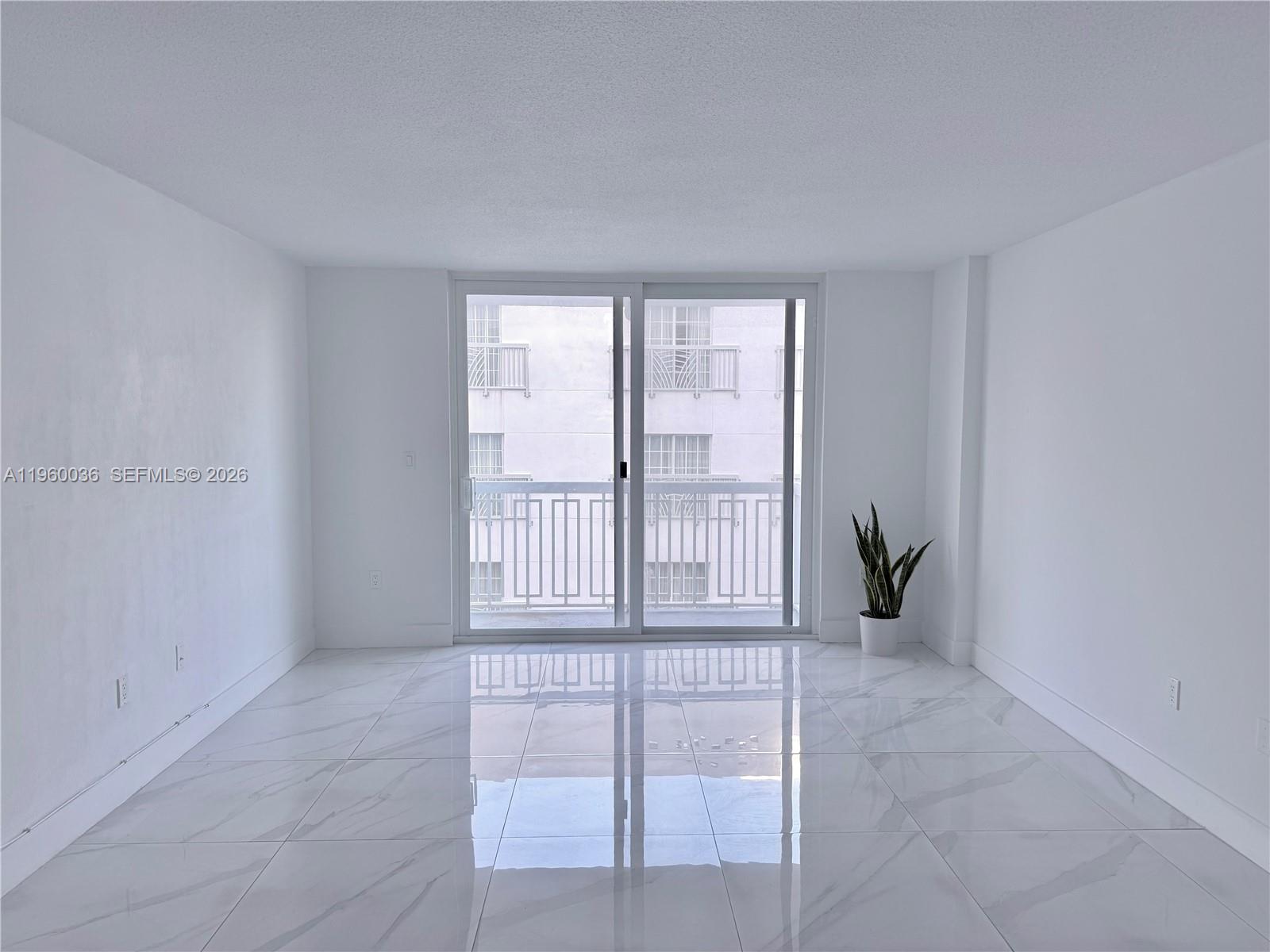 THE PRESIDENTIAL CONDO - Residential Lease