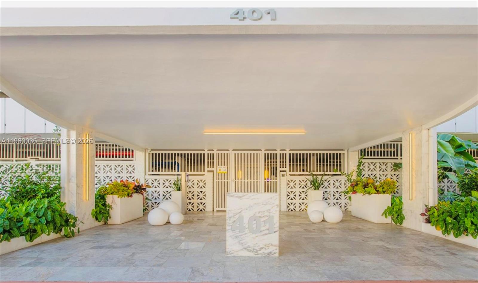 THE PRESIDENTIAL CONDO - Residential Lease