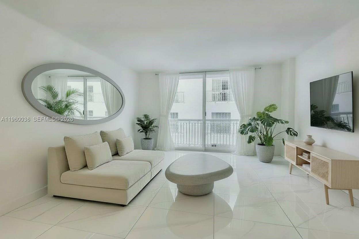 THE PRESIDENTIAL CONDO - Residential Lease